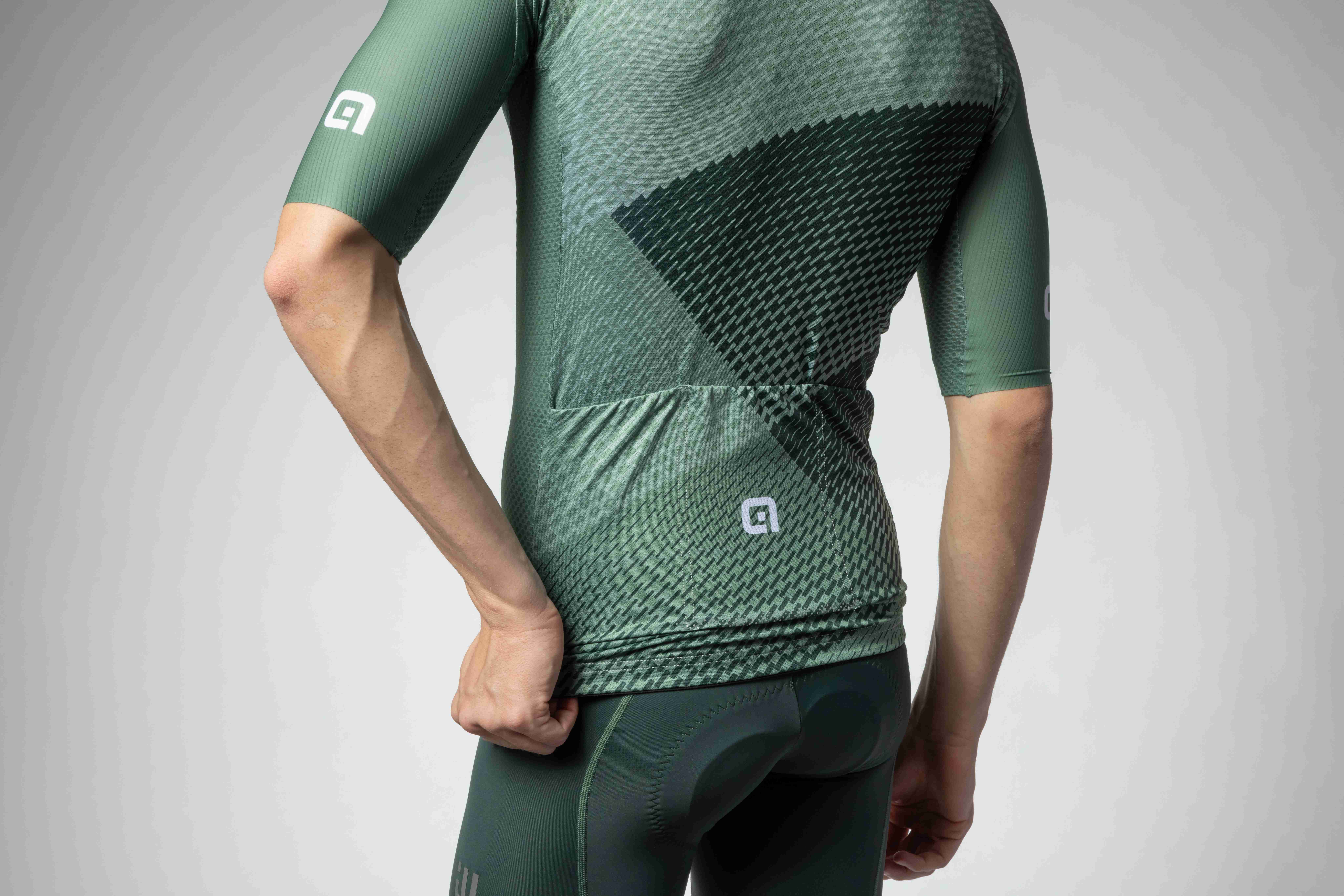 MAGLIA MC / SS JERSEY MAGLIA MC / SS JERSEY