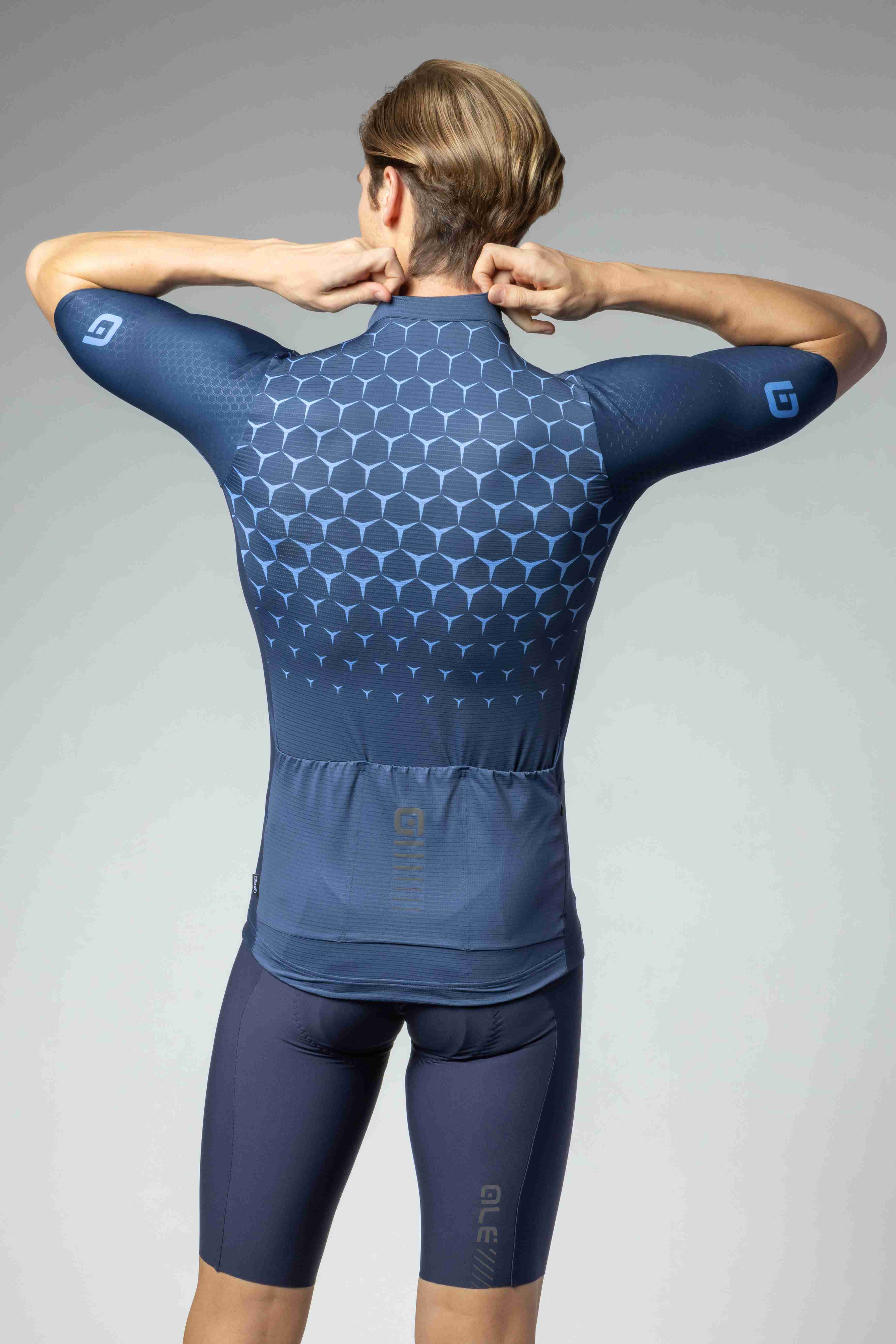 MAGLIA MC / SS JERSEY MAGLIA MC / SS JERSEY